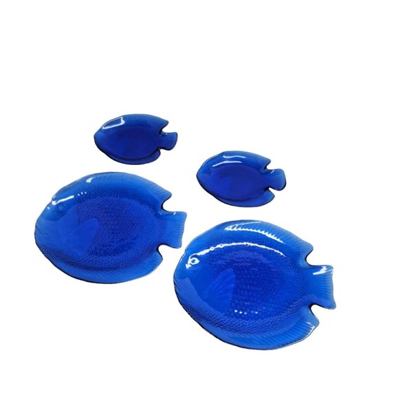 4 Pc Cobalt Blue Fish Plates Glass 2 Snack 2 Large Serving Plates France - Picture 2 of 9